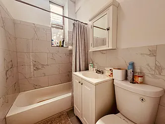 Rented by Silverstein Collection LLC 