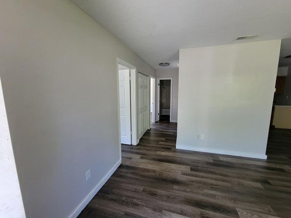5811 NW 23rd Ter APT A