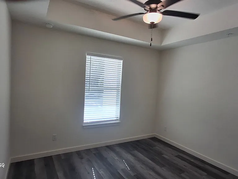 3170 Oleander Ave — Photo 8