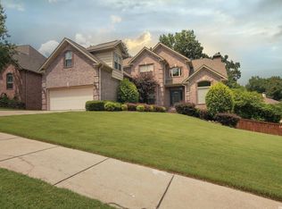 18 Woodfern Dr, Little Rock, AR 72211