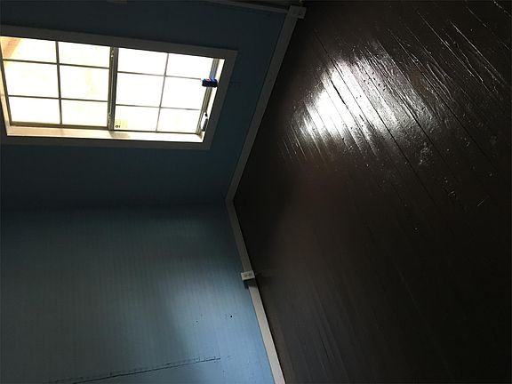 5th image of 232 E Tinsley St