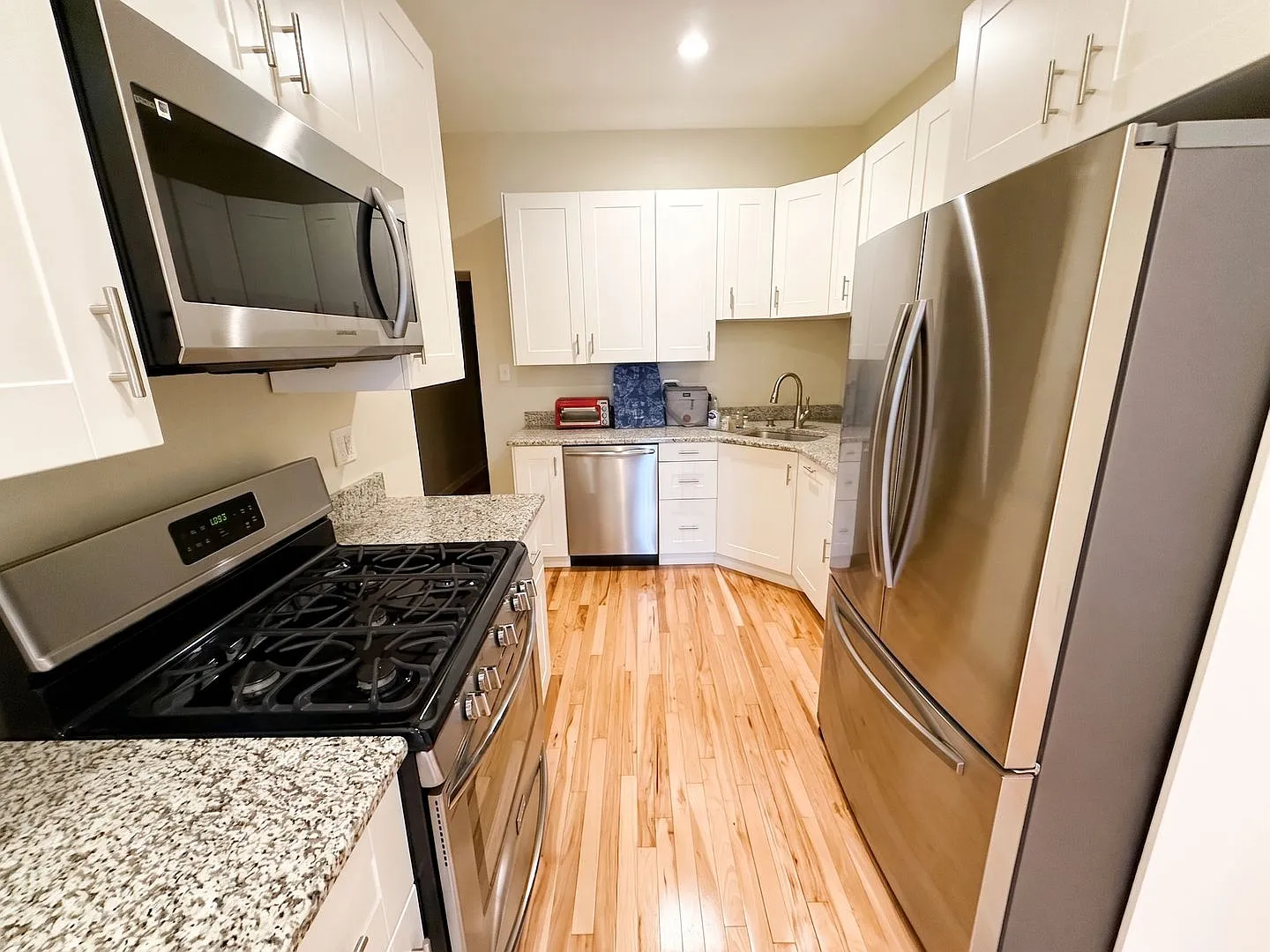 Modern Rental - Lawrenceville — Photo 4