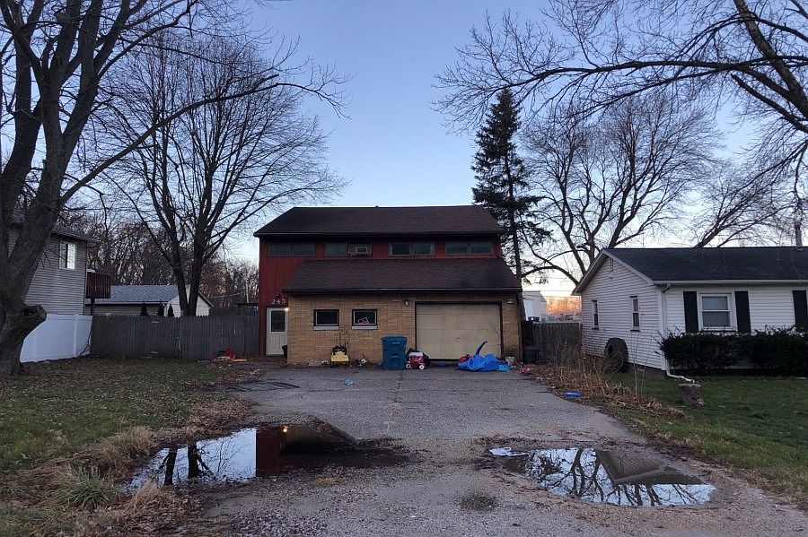 1st image of 243 Mansur St