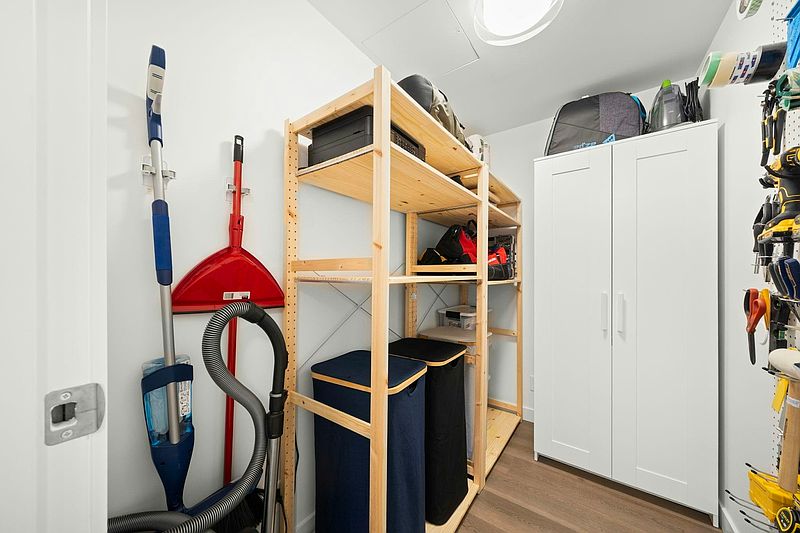 Coquitlam Apartment for rent - 2 Bedrooms — photo 16