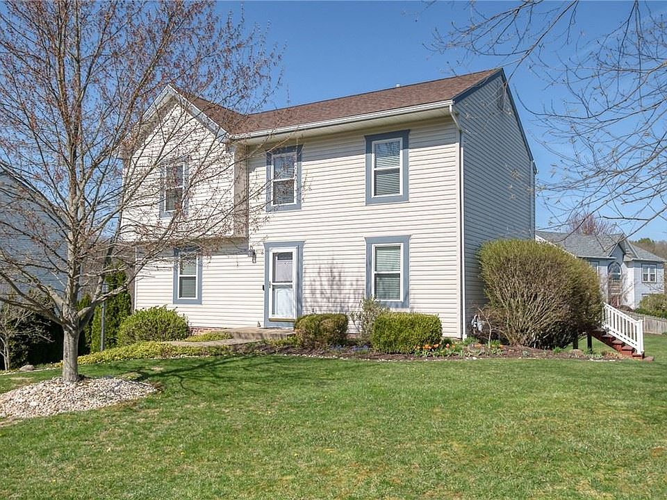 1st image of 1410 Sandstone Dr W
