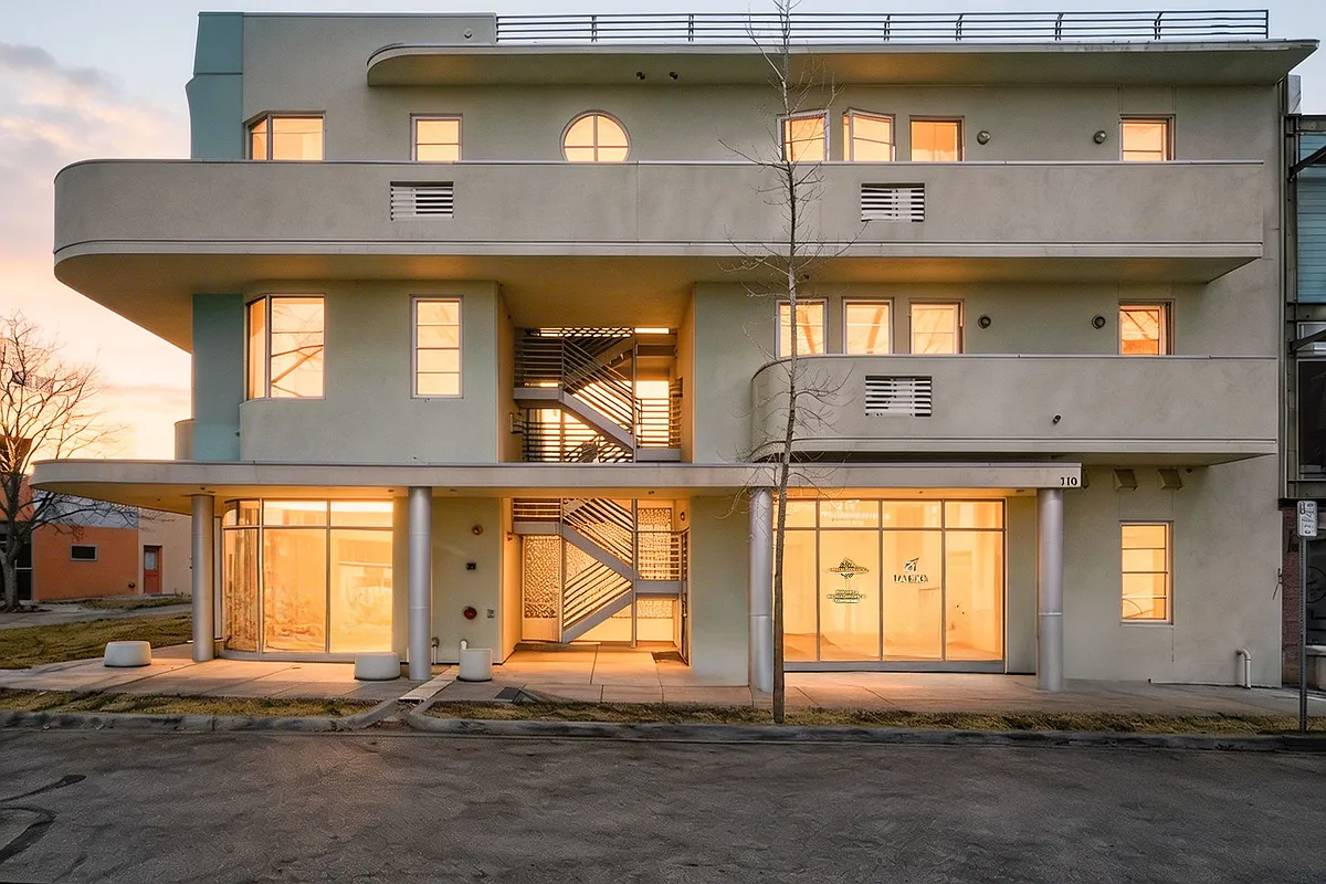 Building Photo - 710 Tenacity Dr #202
