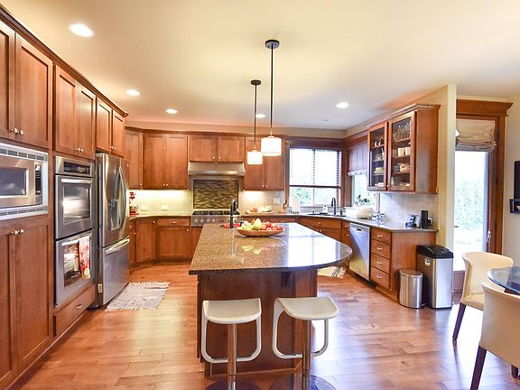 3rd image of 25781 SE 30th St