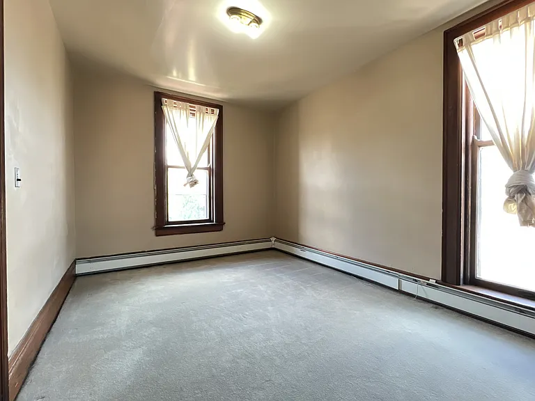 1298 Locust St #2 — Photo 6