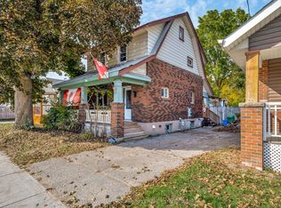112 Lansdowne St W, Peterborough, ON K9J 1Y2