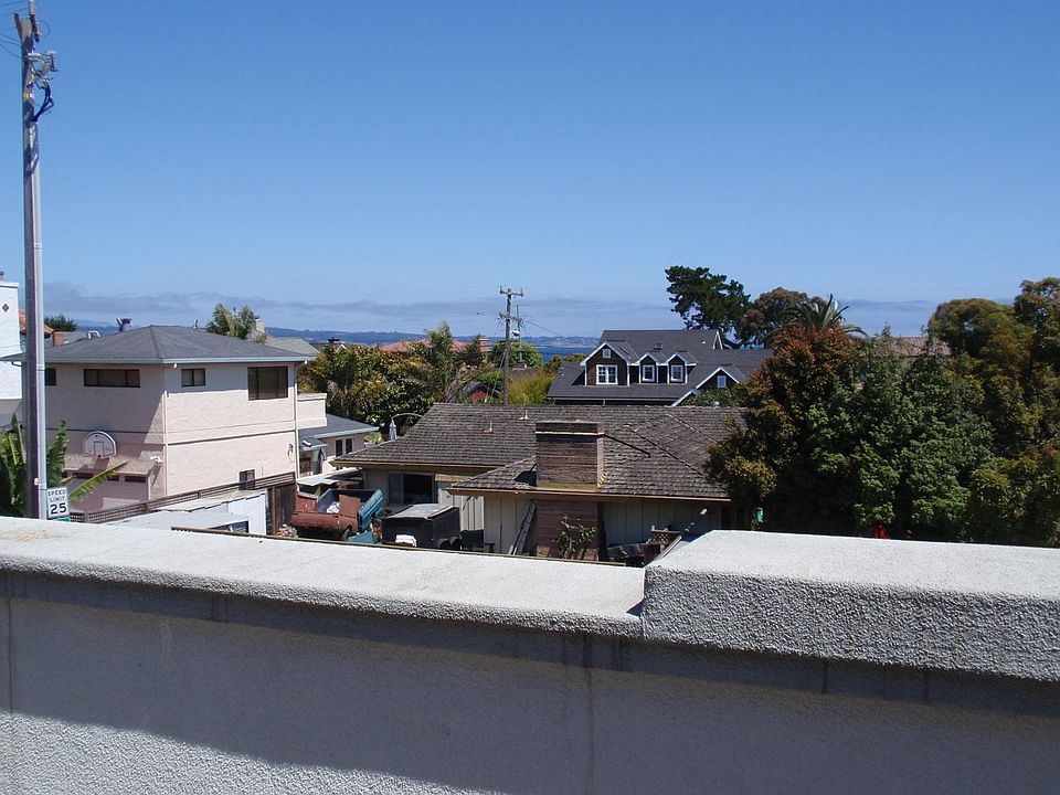 1st image of 4145 Portola Dr APT 202