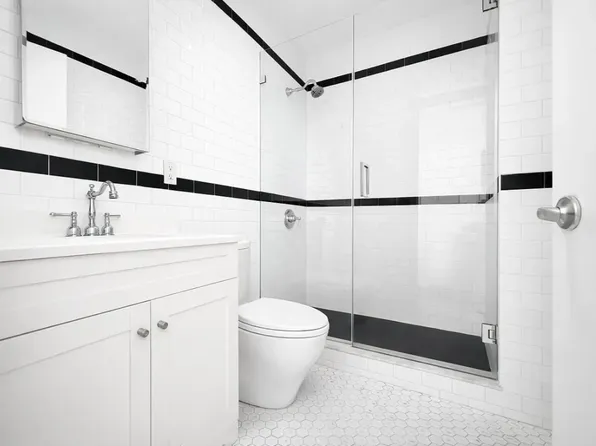 913 Broadway #2C, Brooklyn, NY 11206