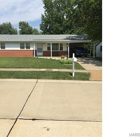 1st image of 735 Mary Jo Ln