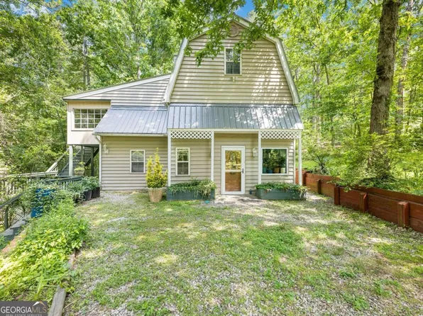 755 Beaver Lake Dr, Clarkesville, GA 30523