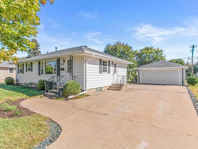 7106 Grimes Ave N, Brooklyn Center, MN, 55429