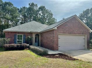 560 Piney Plains Ln, Covington, LA 70435
