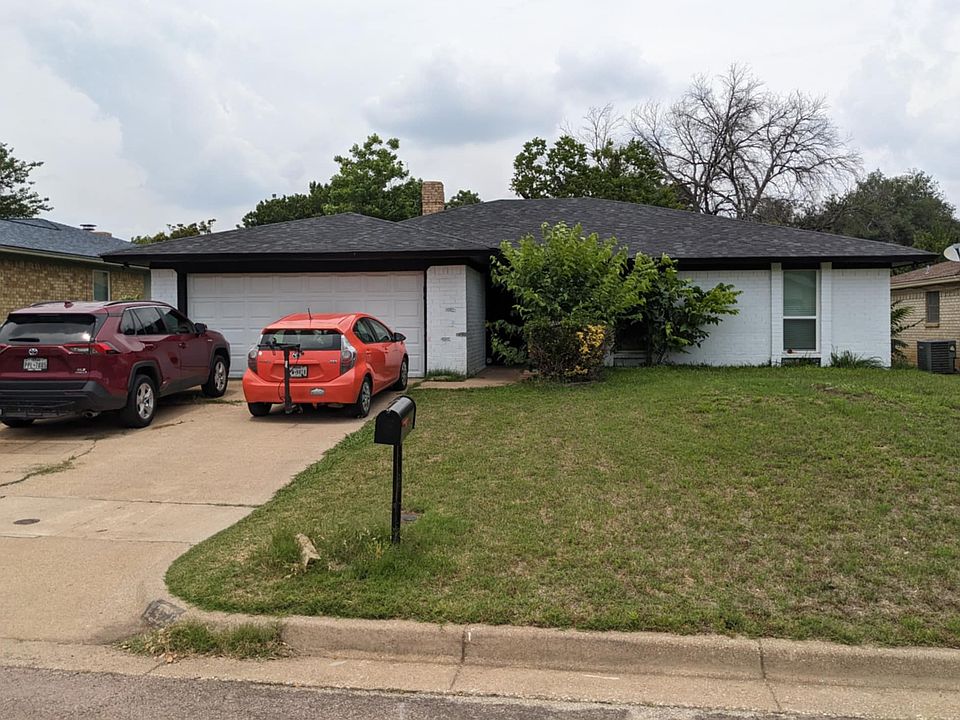 1st image of 7220 Misty Meadow Dr S
