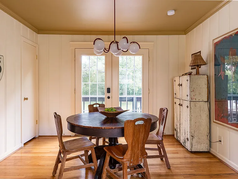 3110 Southlake Dr — Photo 16