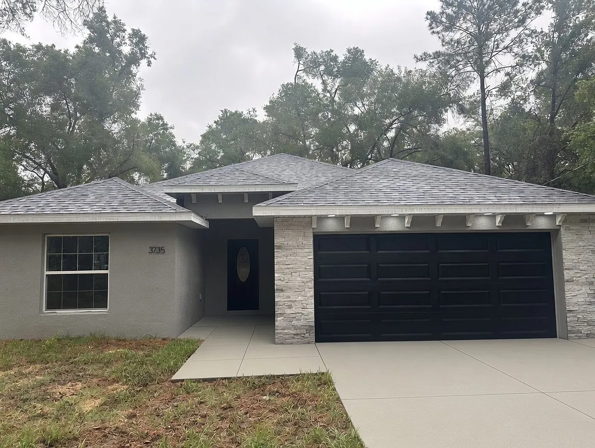 4 bed, 1662 sqft, $1,900 — Photo 1