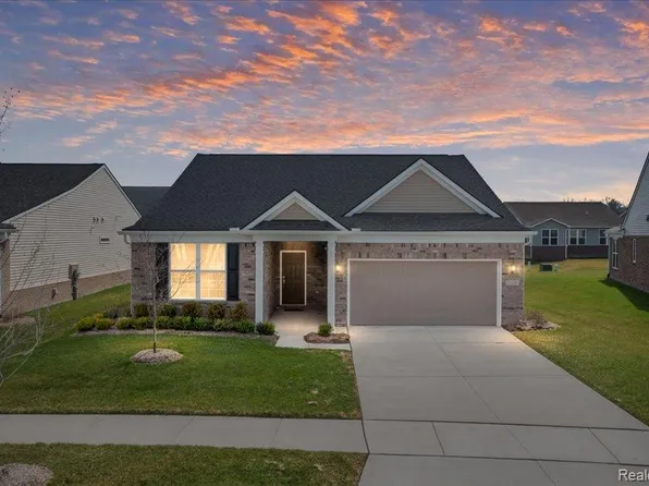 50281 Fowler Rd, Canton, MI 48188