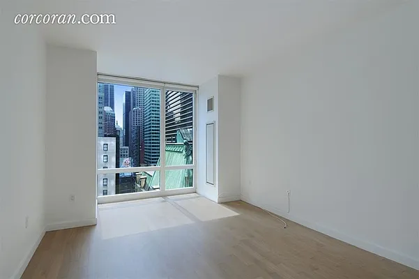 Rented by Corcoran | media 23