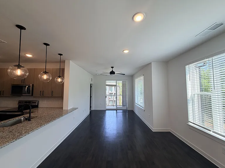 The Wren Apartments — Photo 200