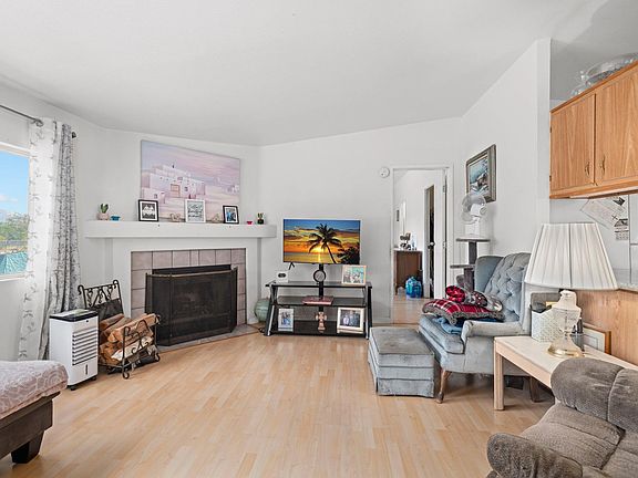 3rd image of 9156 Winter Gardens Blvd