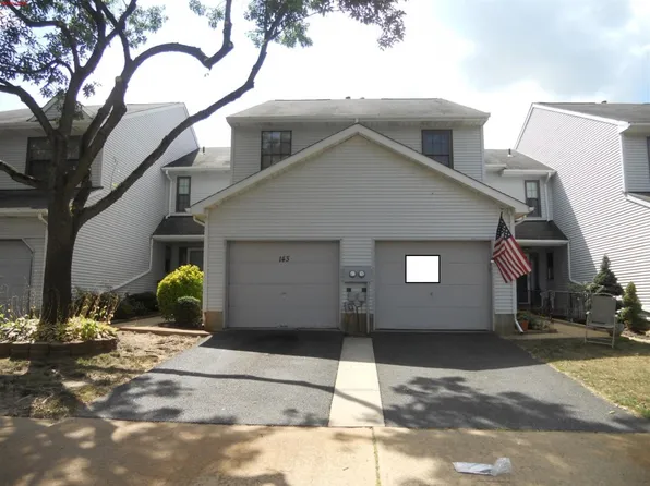 143 Chestnut Way, Manalapan, NJ 07726