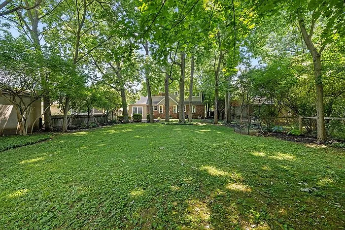 6226 N Delaware St — Photo 32