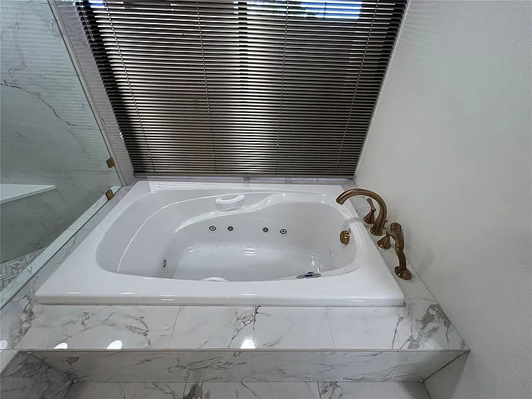 6260 Kipps Colony Ct #203 — Photo 37