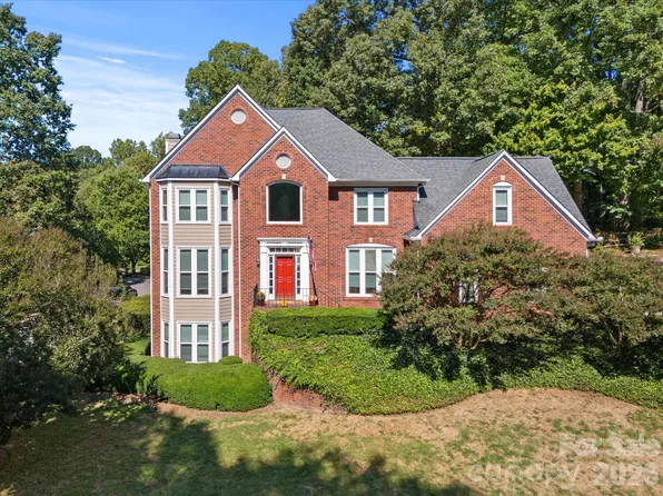 9014 Oxfordshire Ct, Huntersville, NC 28078