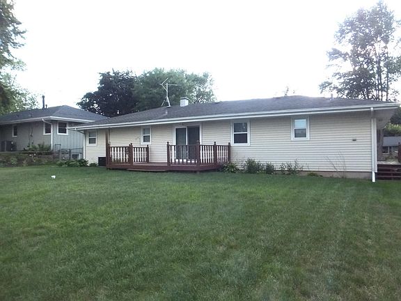 4th image of 6902 Vesta Dr