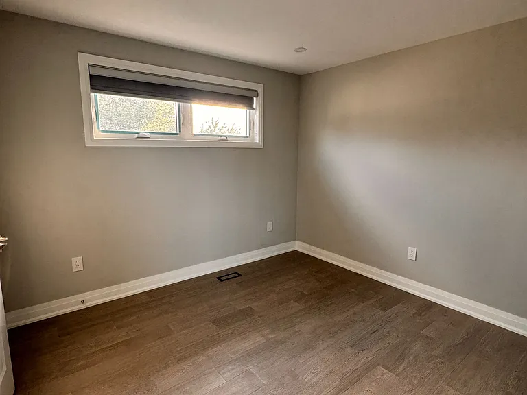 106 Woodward Ave — Photo 21
