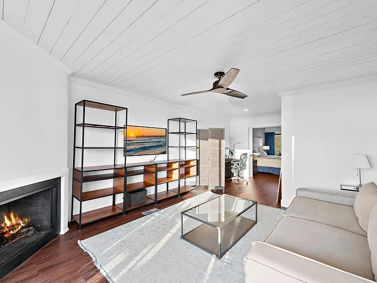 1274 La Mirada St — Photo 14