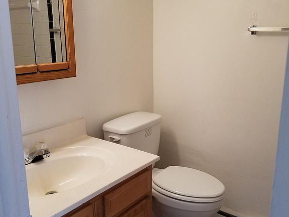 4th image of 2100 Marina Dr APT E