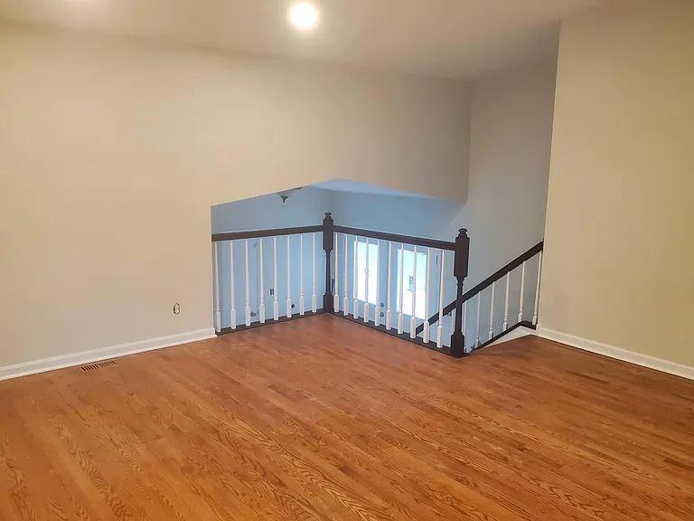 851 W Main St — Photo 2