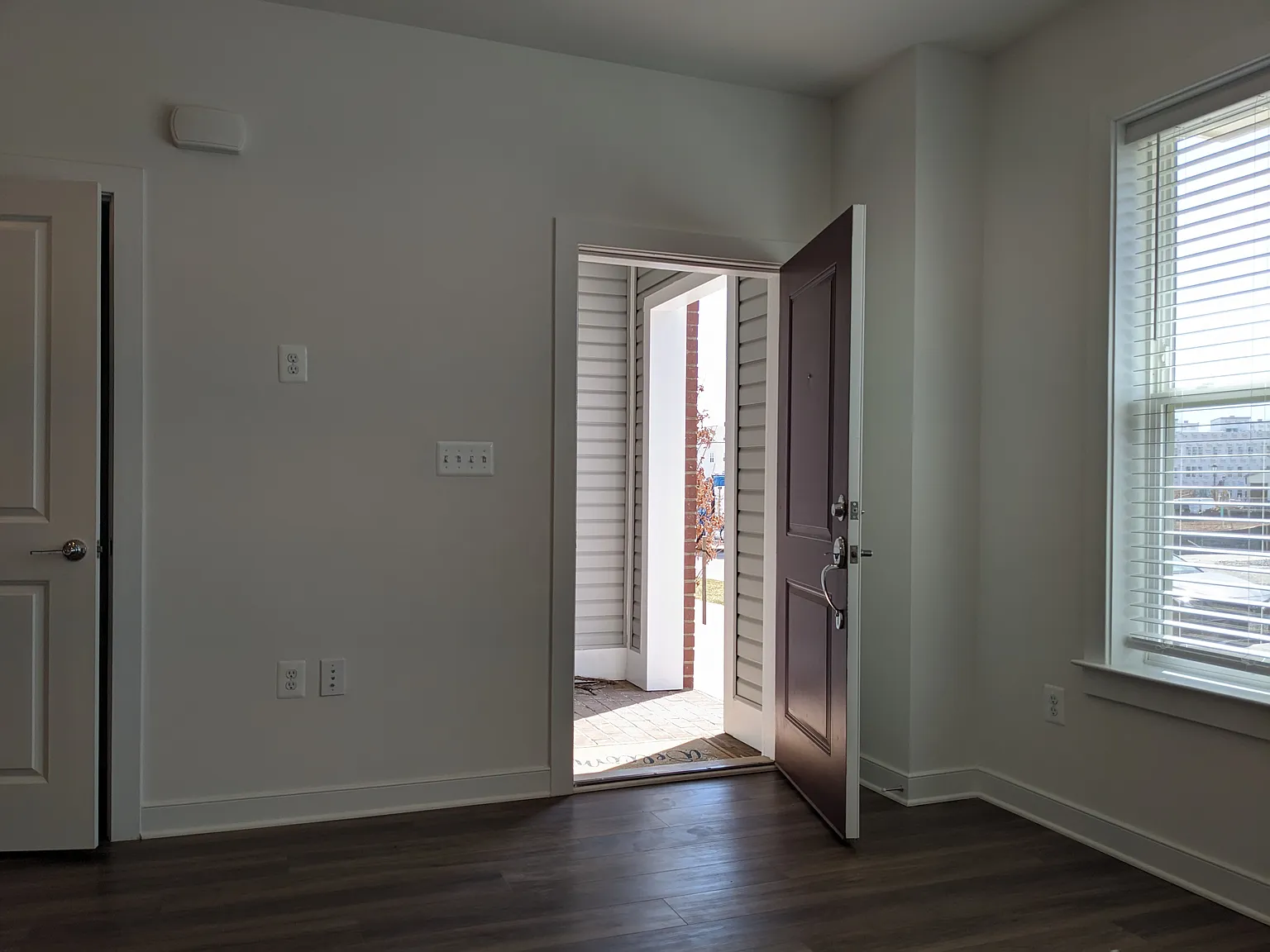 2089 Henson Norris St — Photo 2