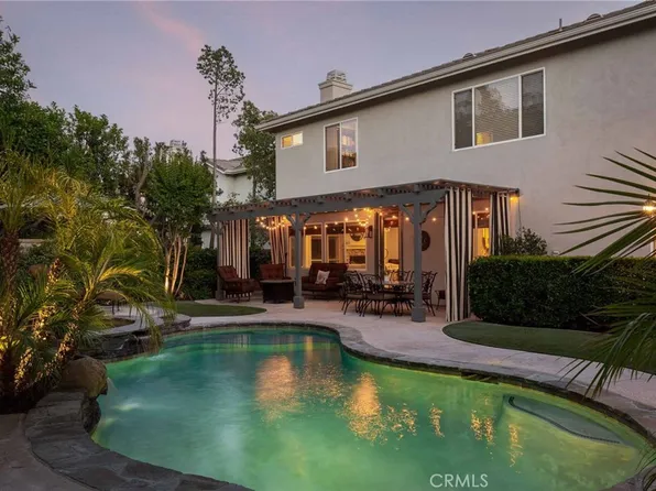 23317 Cuestport Dr, Santa Clarita, CA 91354