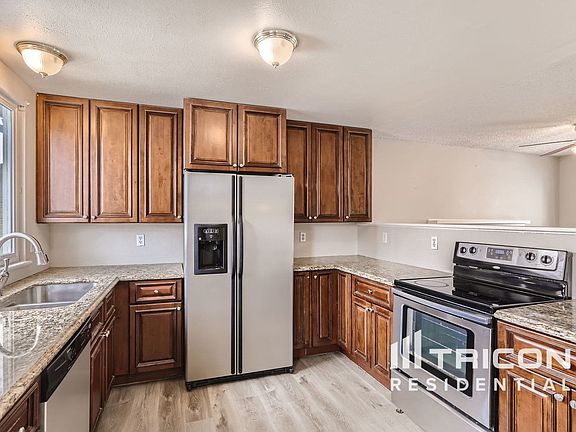 4th image of 8448 Prairie Clover Way