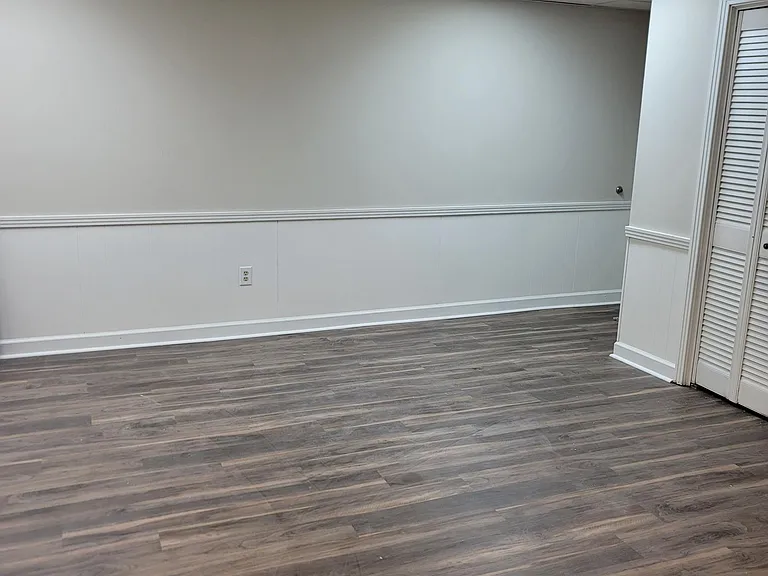 2628 Bellaire Dr — Photo 17