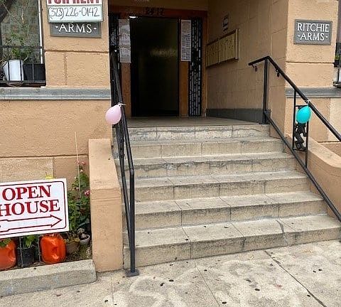 3rd image of 2417 Hancock St APT 204