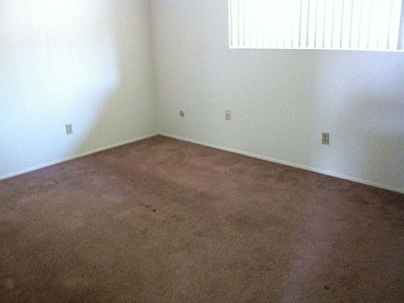 5th image of 7302 Mesa College Dr APT 21