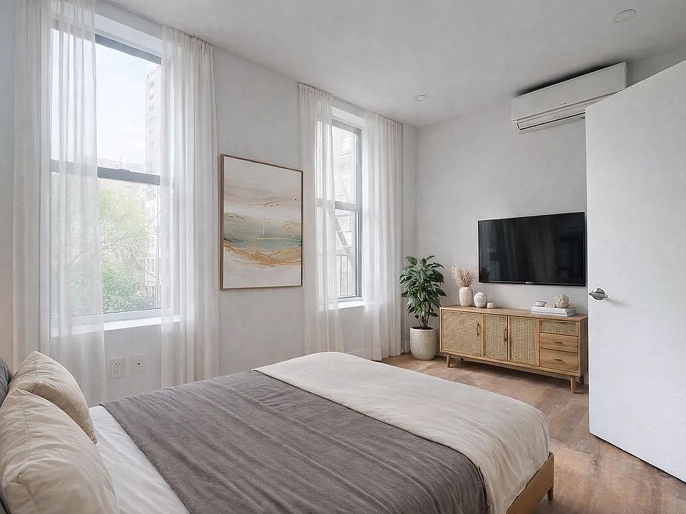 1st image of 1020 3rd Ave APT A3