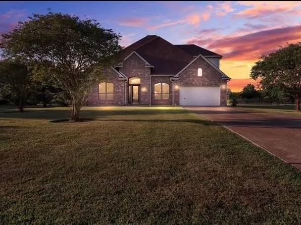 6311 Redfish Reef Dr, Beach City, TX 77523