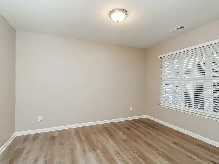 1104 Ametrine Ln — Photo 11