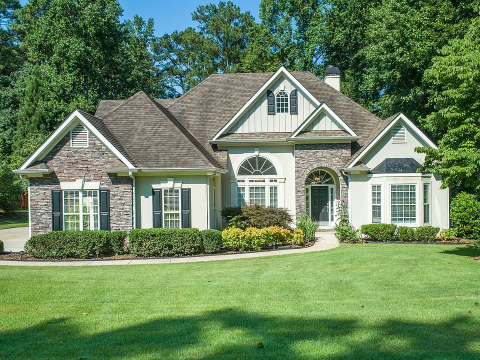 Gorgeous Lake Access Home