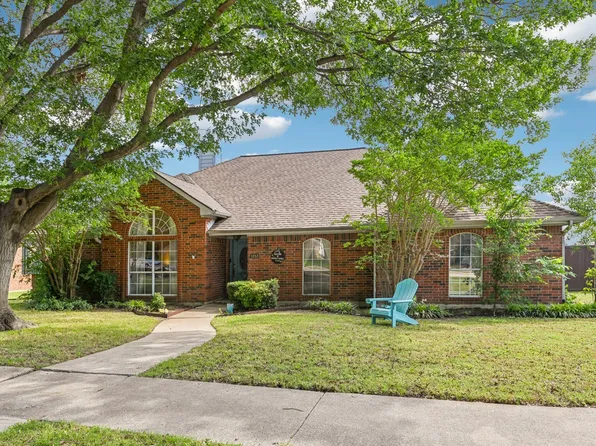 1213 Shawnee Trl, Carrollton, TX 75007