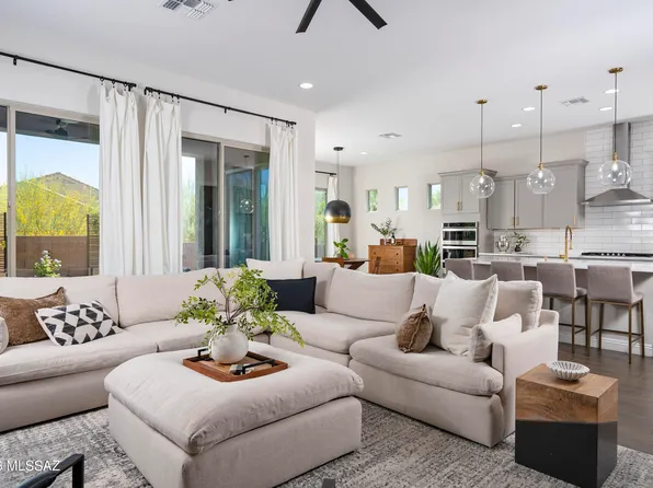 691 E Nubra Valley Pl, Tucson, AZ 85755