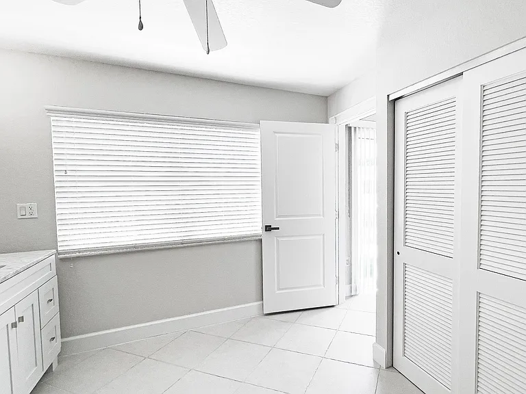 3541 NE Ocean Blvd #4 — Photo 34
