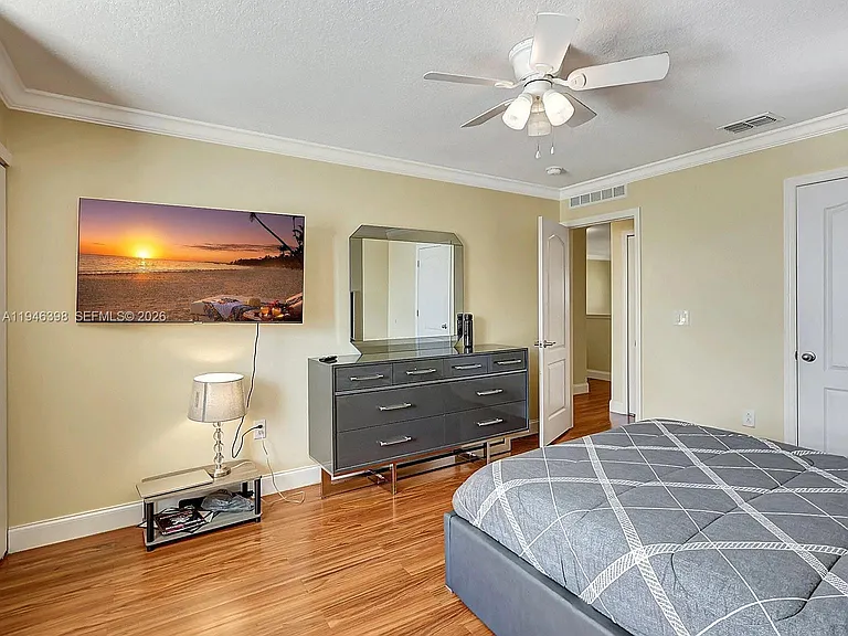 1018 SW Eckard Ave — Photo 42