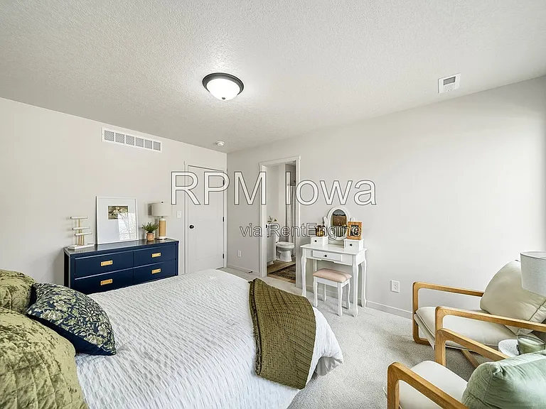 329 Freedom Way — Photo 11